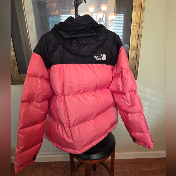 The North Face Women 3XL 1996 Retro Nuptse Jacket Cosmo Pink - Picture 3 of 5